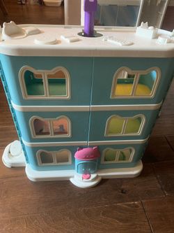 Dollhouse
