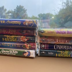 17 Vintage Disney Classics VHS Cinderella, 101 Dalmatians, Lion King, Snow White, Bambi, Pooh, Alice In Wonderland! Some Rare And Have Disney Seal And