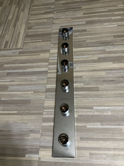 Vanity 6 Light Bulb Fixture 