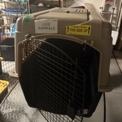 Airplane Safe And Approved Dog kennel- Used Once  Large 