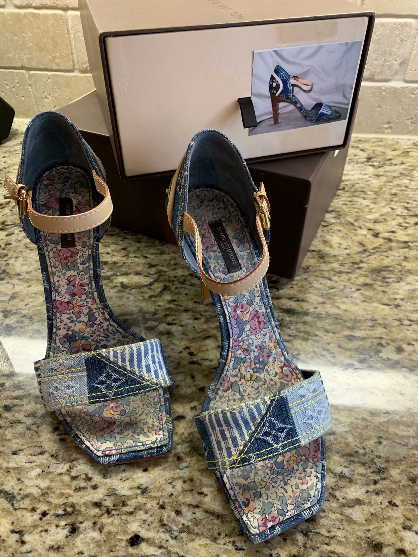 **Authentic** Louis Vuitton Denim Sandals Heels-39