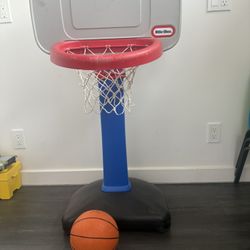 Little Tikes Basketball Hoop With Ball 