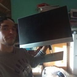 H P Computer Monitor 