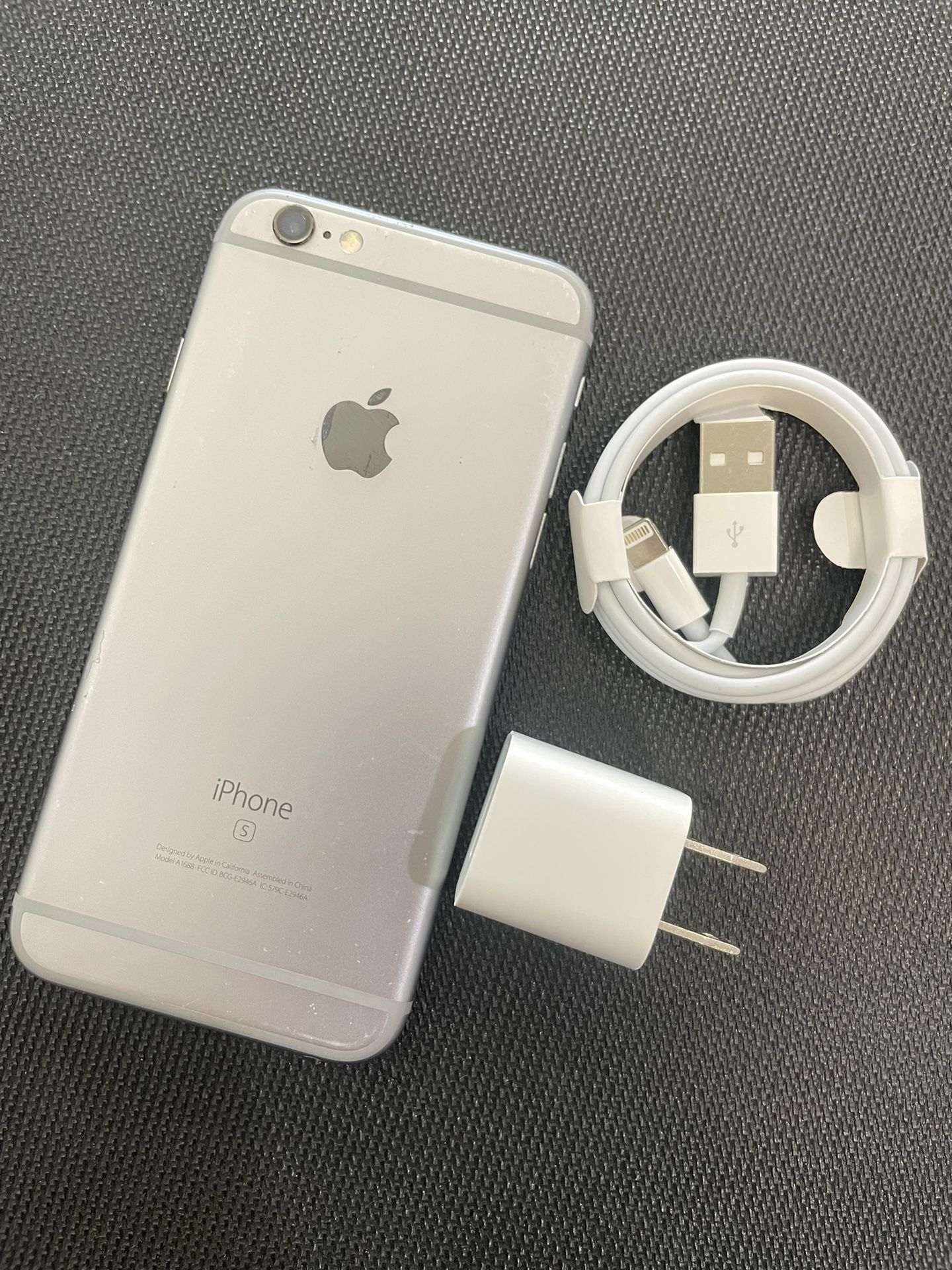 Factory Unlocked Apple iPhone 6s 32gb, sold with warranty