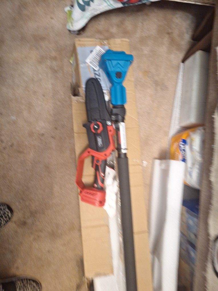 Cordless Saw With Bar Extension