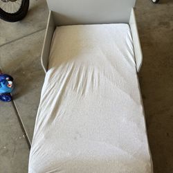 Toddler Bed 