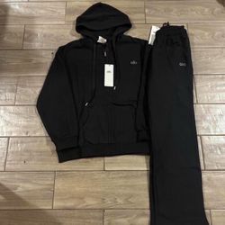 Alo hoodie set