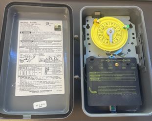Intermatic T103R 24-Hour Mechanical Time Switch – DPST – New in Box – Indoor/Outdoor Type 3R Metal Enclosure – 120V Brand new, never installed Interma