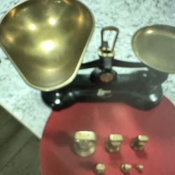 VINTAGE LIBRASCO SCALE WITH WEIGHTS