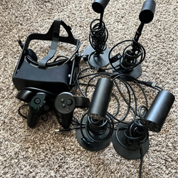 Oculus Rift cv1 with 4 sensors