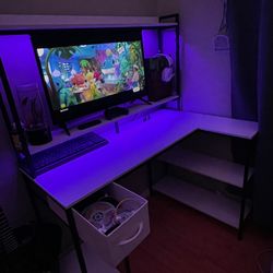 white Desk   Pick up only   