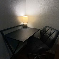 Matching desk and office chair