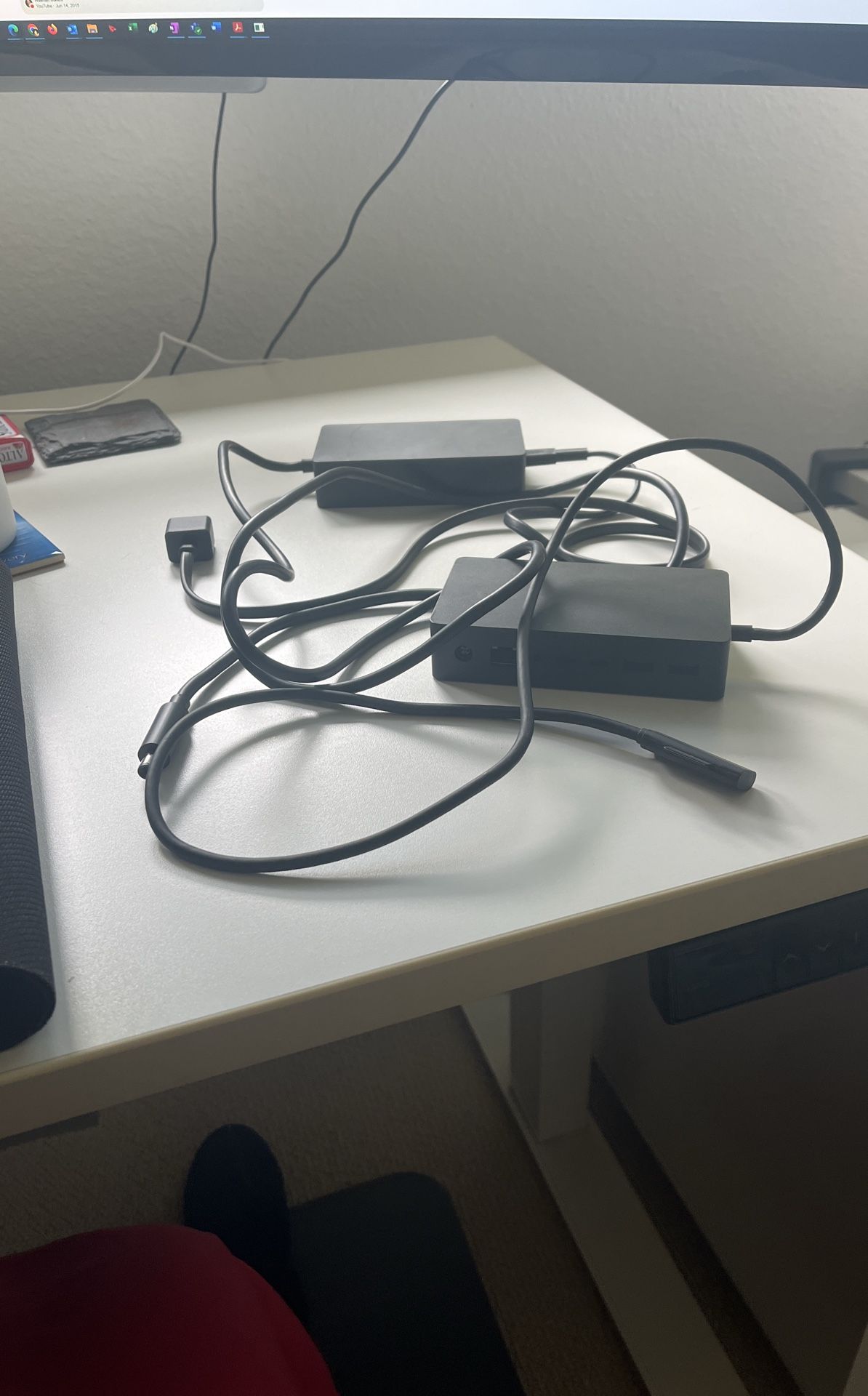 Microsoft Surface Dock 1917