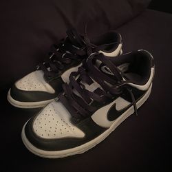 Nike Panda Dunks