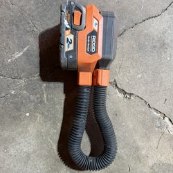 RIDGID GEN5X 18-Volt Flexible Dual-Mode LED Work Light With Battery