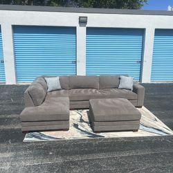 🛋️ Sectional Couch/Sofa  - Fabric - Gray - Delivery Available 🚛