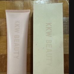KKW SKIN PERFECTING BODY FOUNDATION. 4 OZ. 