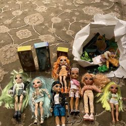 Rainbow High Dolls And Accessories 