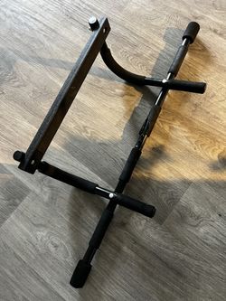 Pull Up Bar