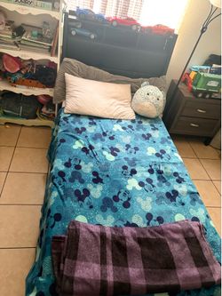 Twin bed