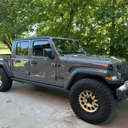 2020 Jeep Gladiator