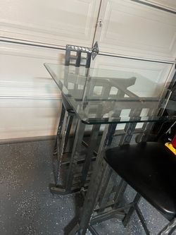 Dinning table
