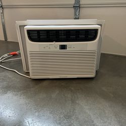 Frigidaire Air Conditioner 10,000 BTU