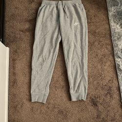 men’s medium light grey nike sweats