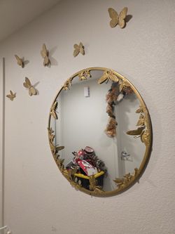 Butterfly 🦋 Round Mirror
