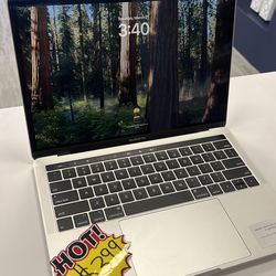 MacBook Pro 16Ram 1tb i7 13in. 2019