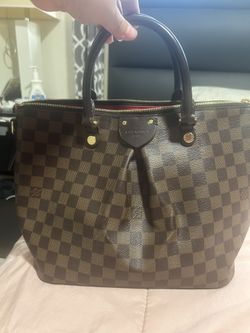 Louis Vuitton Purse