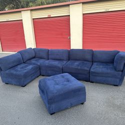 Comfy Nice Sectional Couch with Ottum  🔥