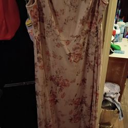 Party Dress.   Light Pink.       $90