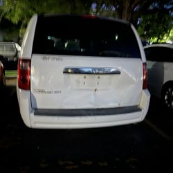 Dodge Caravan  2008
