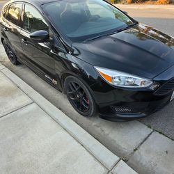 2015 ford focus smog in hand