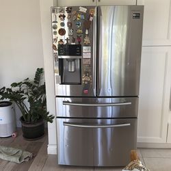 free Samsung refrigerator no functionable