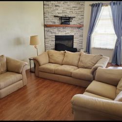 3-piece Sofa Set **MOVING SPECIAL