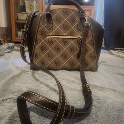 Dooney & Bourke Purse