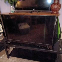 45' Vizio Tv with Stand