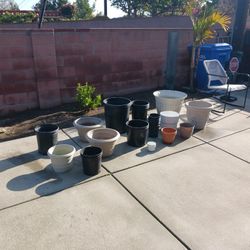 Various Sizes Pots