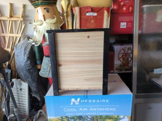 Medium Size Wood Planter Box