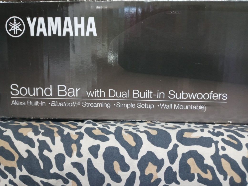 Yamaha Duo Sub Woofer Sound Bar Bluetooth 