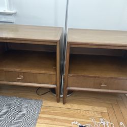 John stuart Dresser And Nightstand Set