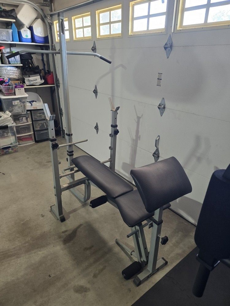 Weight Bench