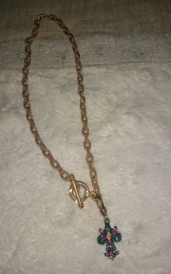 Jay Strongwater Toggle Necklace And Pendant 