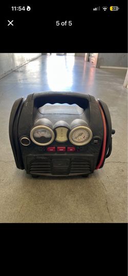 Portable Jump Starter with Air Compressor