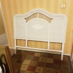 White Wicker Pier1 Headboard..Shabby Chic/Farmhouse Style..Full/Queen Size..Like New!