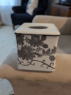 Porcelain Kleenex Box