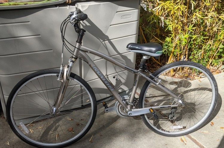 2011 REI Marin Unisex Bike