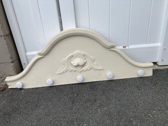 Coat wall hanger
